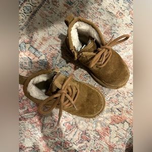 Toddler/kid Zip Up UGG size 10